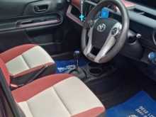https://riyasewana.com/uploads/toyota-aqua-2015-63362812744.jpg