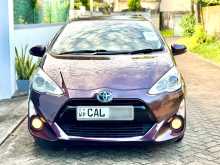 Toyota AQUA URBAN S LIMITED 2015 Car