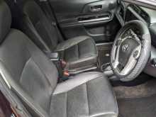 https://riyasewana.com/uploads/toyota-aqua-2015-920364012493.jpg