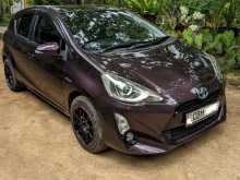 Toyota Aqua G Grade 2015 Car