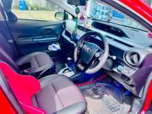 https://riyasewana.com/uploads/toyota-aqua-2016-2014-148312612633.jpg