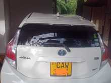 https://riyasewana.com/uploads/toyota-aqua-2017-2017-2620080512542.jpg
