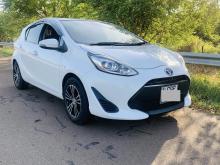https://riyasewana.com/uploads/toyota-aqua-2018-717115617404.jpg