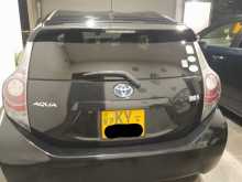 https://riyasewana.com/uploads/toyota-aqua-20194317966.jpg
