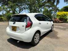 https://riyasewana.com/uploads/toyota-aqua-21054584573.jpg