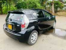 https://riyasewana.com/uploads/toyota-aqua-211153384643.jpg