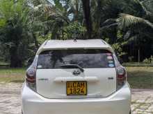 https://riyasewana.com/uploads/toyota-aqua-21124659993.jpg