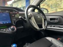 https://riyasewana.com/uploads/toyota-aqua-214281924673.jpg