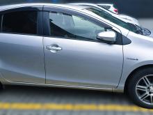 https://riyasewana.com/uploads/toyota-aqua-214412610893.jpg
