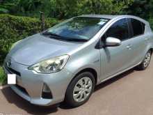 https://riyasewana.com/uploads/toyota-aqua-2150144115.jpg