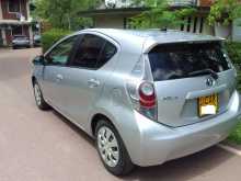 https://riyasewana.com/uploads/toyota-aqua-2150144414.jpg