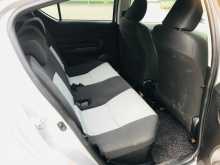 https://riyasewana.com/uploads/toyota-aqua-2151257144.jpg