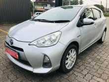 https://riyasewana.com/uploads/toyota-aqua-2151257961.jpg