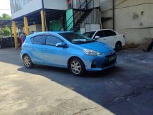 https://riyasewana.com/uploads/toyota-aqua-220130417904.jpg