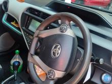 https://riyasewana.com/uploads/toyota-aqua-220130517626.jpg