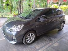 https://riyasewana.com/uploads/toyota-aqua-220464117384.jpg