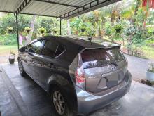https://riyasewana.com/uploads/toyota-aqua-220464217195.jpg