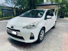 https://riyasewana.com/uploads/toyota-aqua-2213101724391.jpg