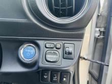 https://riyasewana.com/uploads/toyota-aqua-2215293224311.jpg