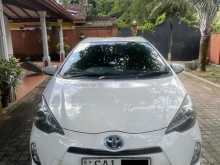 Toyota Aqua 2014 Car