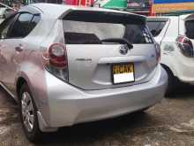 https://riyasewana.com/uploads/toyota-aqua-23111355466.jpg
