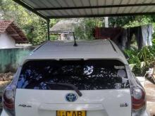 https://riyasewana.com/uploads/toyota-aqua-231516396645.jpg