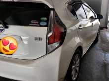 https://riyasewana.com/uploads/toyota-aqua-232029004952.jpg