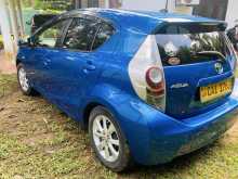 https://riyasewana.com/uploads/toyota-aqua-2321111622452.jpg