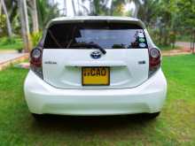 https://riyasewana.com/uploads/toyota-aqua-23223415123.jpg