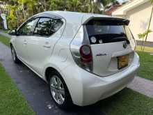 https://riyasewana.com/uploads/toyota-aqua-241008544382.jpg