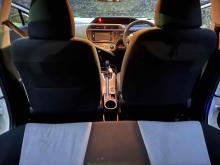 https://riyasewana.com/uploads/toyota-aqua-2410392324794.jpg