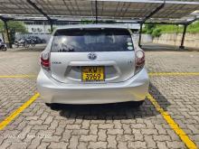 https://riyasewana.com/uploads/toyota-aqua-241138196376.jpg