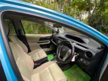 https://riyasewana.com/uploads/toyota-aqua-2413014694.jpg