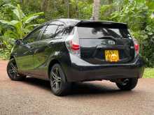 https://riyasewana.com/uploads/toyota-aqua-2413123622542.jpg