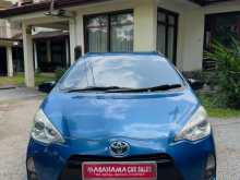 Toyota AQUA 2013 Car