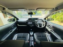 https://riyasewana.com/uploads/toyota-aqua-241658466785.jpg
