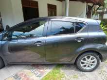 https://riyasewana.com/uploads/toyota-aqua-242054424043.jpg