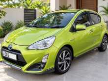 Toyota Aqua X Urban 2015 Car