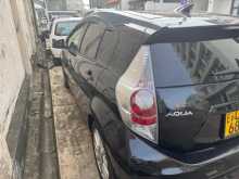 https://riyasewana.com/uploads/toyota-aqua-25105052195.jpg