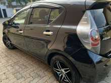 https://riyasewana.com/uploads/toyota-aqua-251111404623.jpg