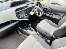 https://riyasewana.com/uploads/toyota-aqua-2521005622032.jpg