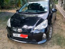 Toyota Aqua 2012 Car