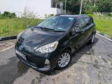 Toyota Aqua S Limited 2013 Car