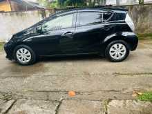 https://riyasewana.com/uploads/toyota-aqua-26214044865.jpg