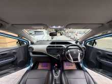 https://riyasewana.com/uploads/toyota-aqua-26220146134.jpg