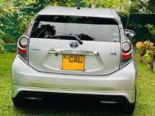 https://riyasewana.com/uploads/toyota-aqua-26221454965.jpg