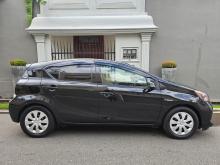 https://riyasewana.com/uploads/toyota-aqua-2714125617072.jpg