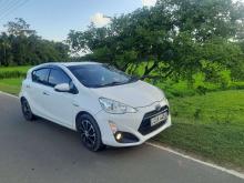 https://riyasewana.com/uploads/toyota-aqua-27813246375.jpg