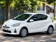 Toyota Aqua 2014 Car