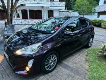 https://riyasewana.com/uploads/toyota-aqua-281052334082.jpg